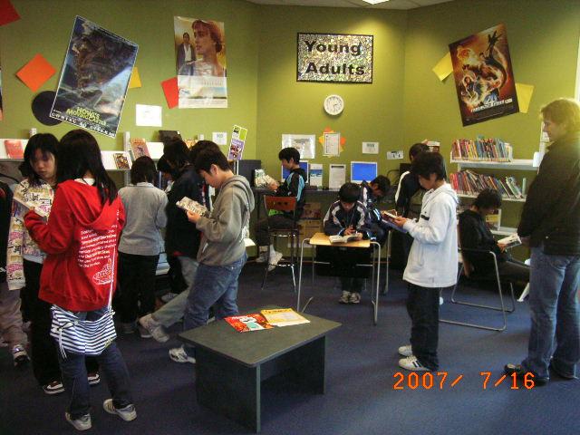 library2.JPG